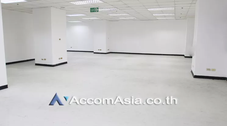 7  Office Space For Rent in Charoennakorn ,Bangkok BTS Krung Thon Buri at Thai Sri Tower AA13713